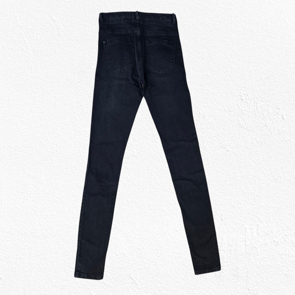 Zara Premium Black High Waisted Slim Minimal Classic Skinny Leg Jeans Size 4 - Picture 9 of 9